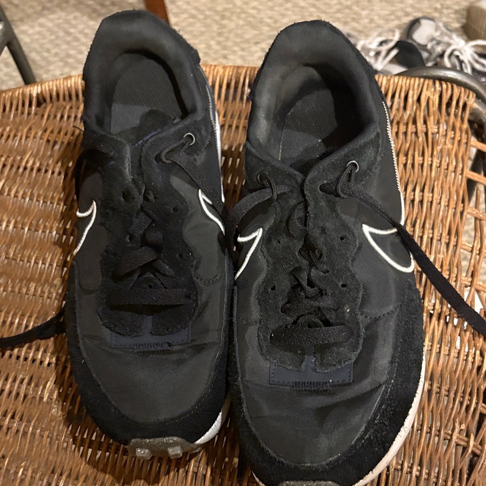 Nike Black and White Athletic Shoes